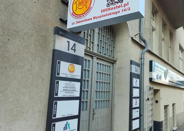 Hostel Happy House *